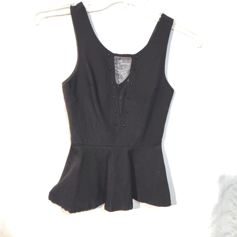 CHARLOTTE RUSSE BLACK SLEEVELESS TOP SIZE SMALL